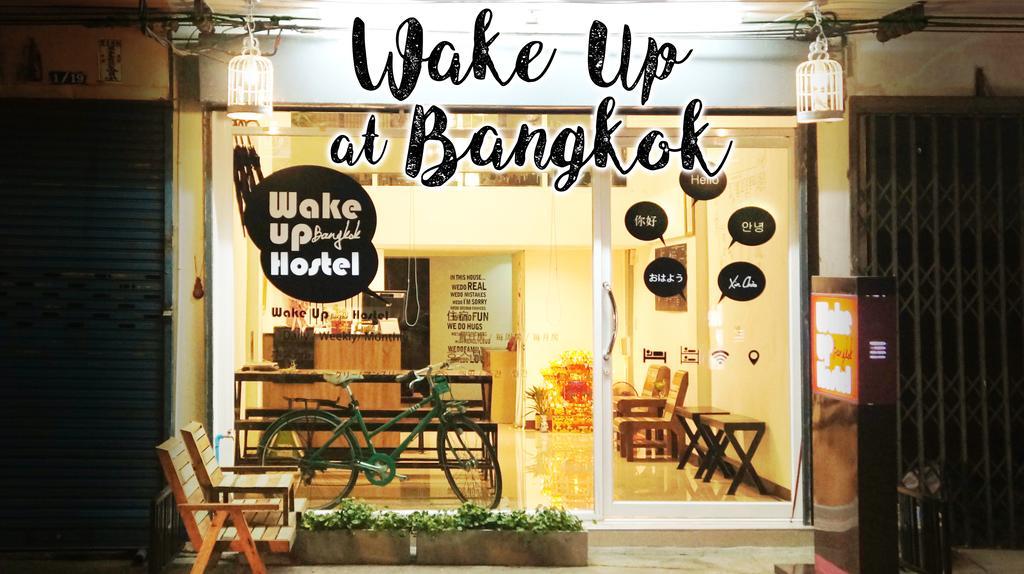 Wake Up Hostel Bangkok Eksteriør billede